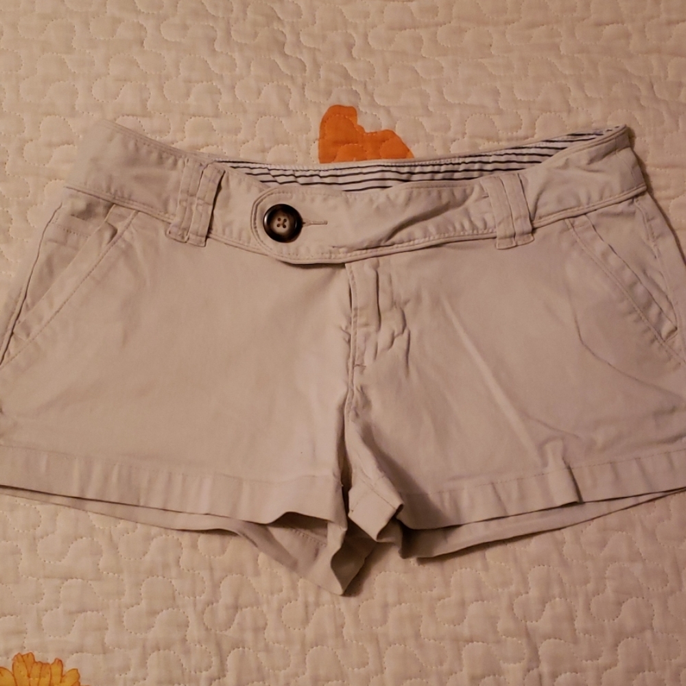 Red Camel shorts